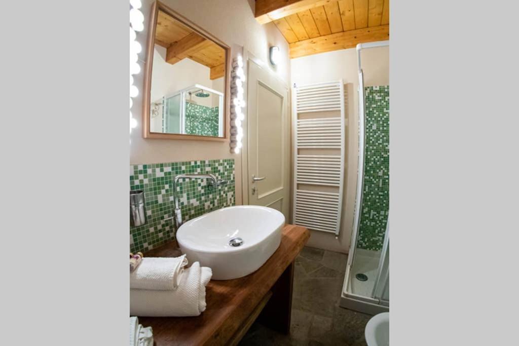 Cottage Of Bellagio'S Woods Civenna Kültér fotó